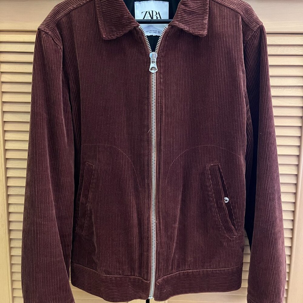 Zara Corduroy Zip Up Jacket in Maroon and size S